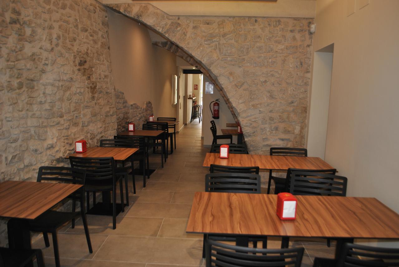 Hostal Universitat Cervera  Esterno foto